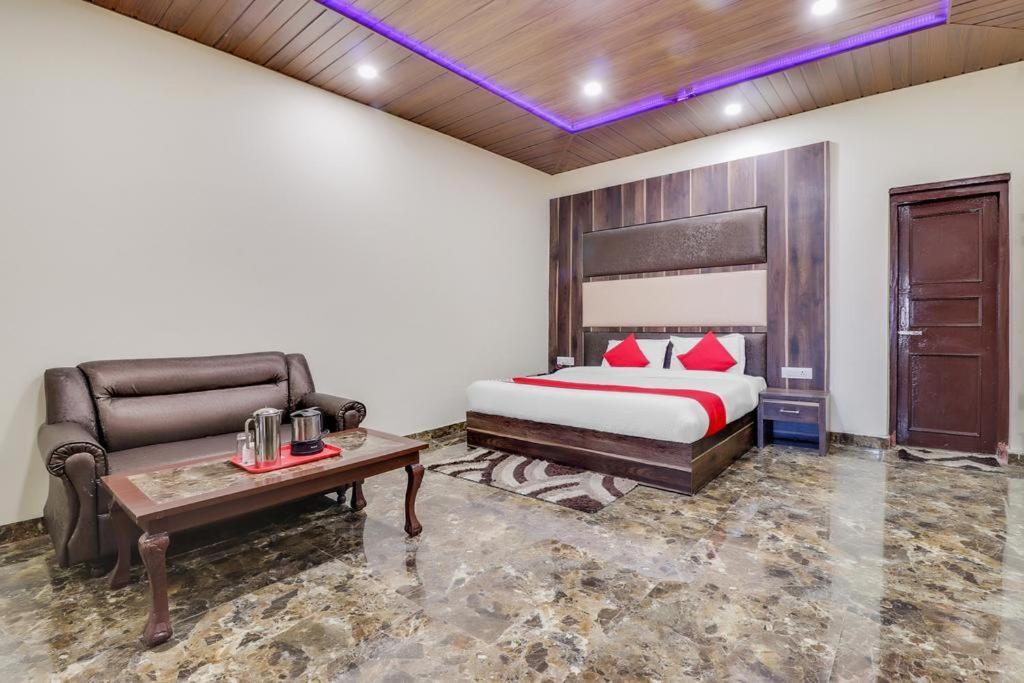 Hotel Himdhara, Dalhousie Esterno foto