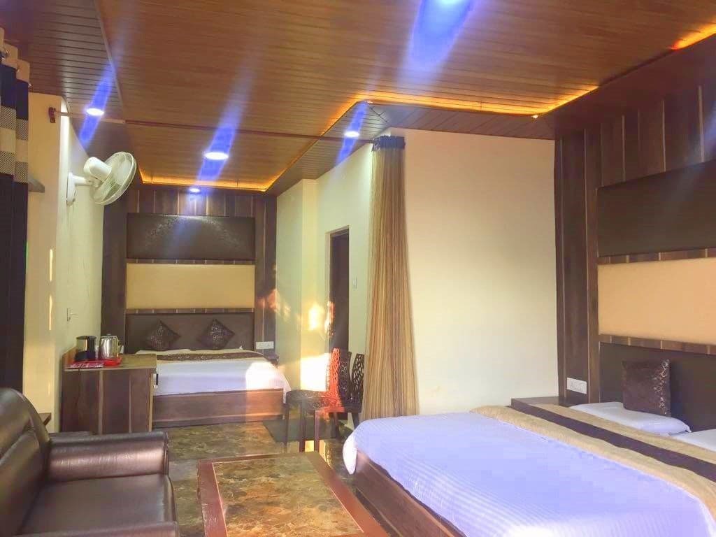 Hotel Himdhara, Dalhousie Esterno foto